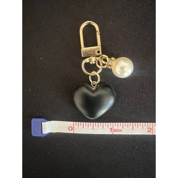 PURSE CHARM HEART PEARL WITH BLING CYSTALS GOLD HARDWARE HANDBAG BACKPACK BLACK - Picture 5 of 5